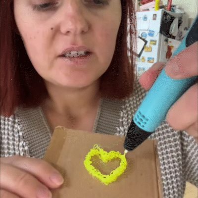 3D Printing Pen with Display - Includes 3D Pen, 3 Starter Colors of PLA Filament, Stencil Book + Project Guide, and Power adapter